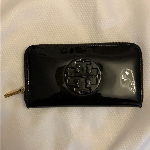 Tory Burch Accessories - Tory Burch Wallet